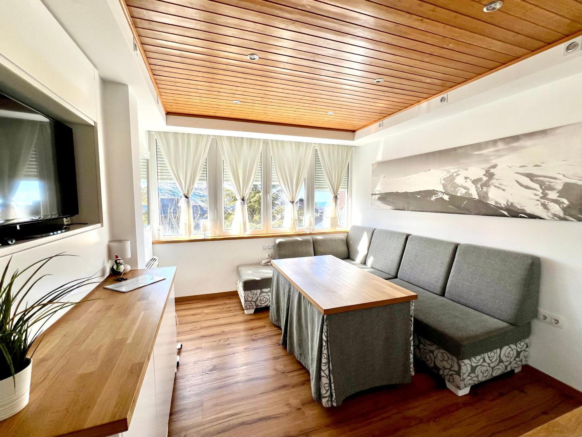 Acogedor Apartamento En Edif. Slalom II モナチル エクステリア 写真